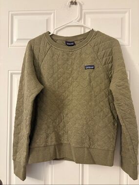 Patagonia Quilted Crewneck sweater sz SMALL